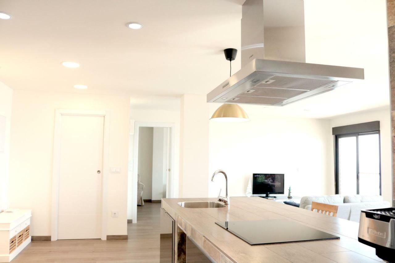 Costaazul Loft, Seaviews Frente Al Mar, Playa Los Locos تورّيفيِخا المظهر الخارجي الصورة