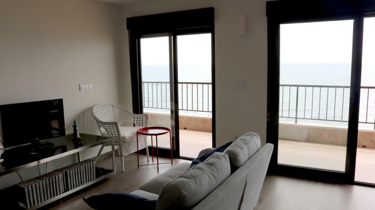 Costaazul Loft, Seaviews Frente Al Mar, Playa Los Locos تورّيفيِخا المظهر الخارجي الصورة