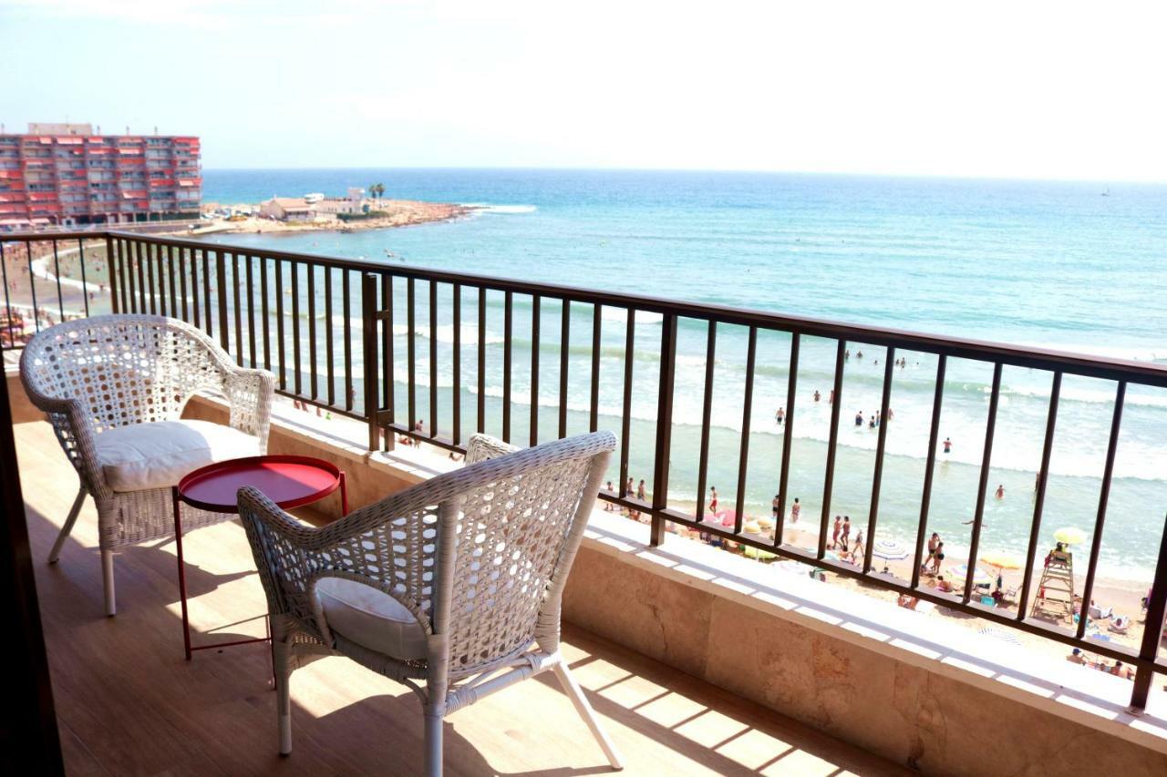 Costaazul Loft, Seaviews Frente Al Mar, Playa Los Locos تورّيفيِخا المظهر الخارجي الصورة