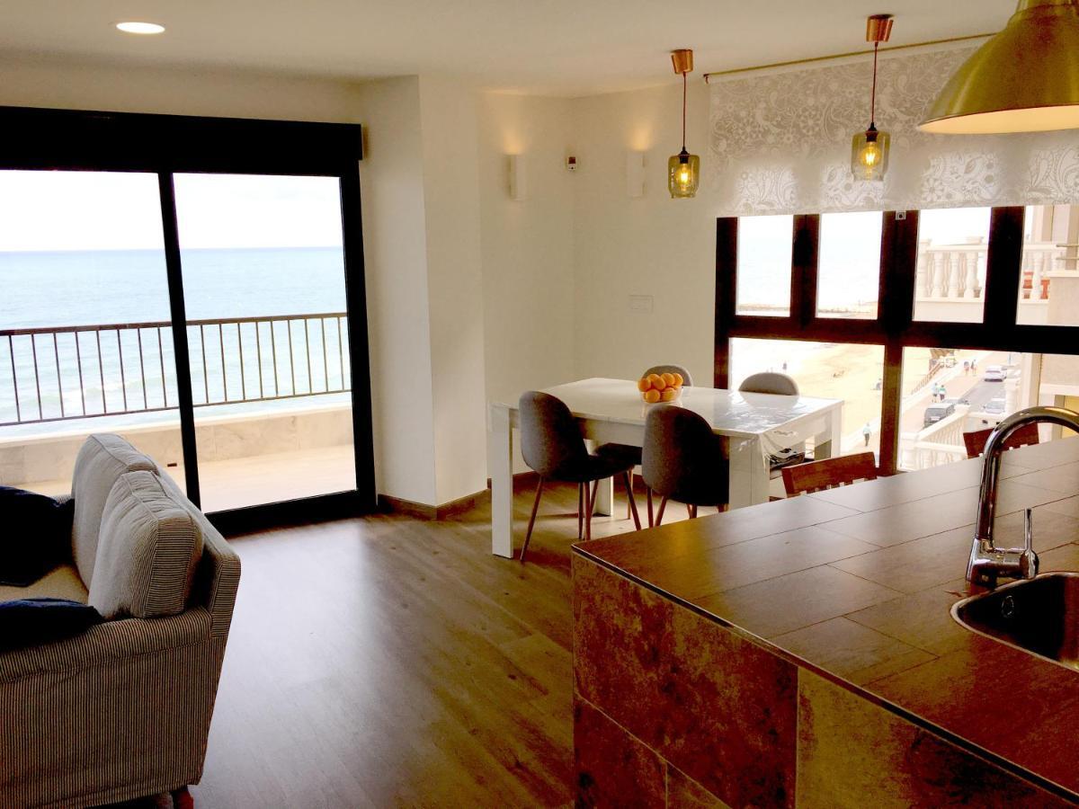 Costaazul Loft, Seaviews Frente Al Mar, Playa Los Locos تورّيفيِخا المظهر الخارجي الصورة